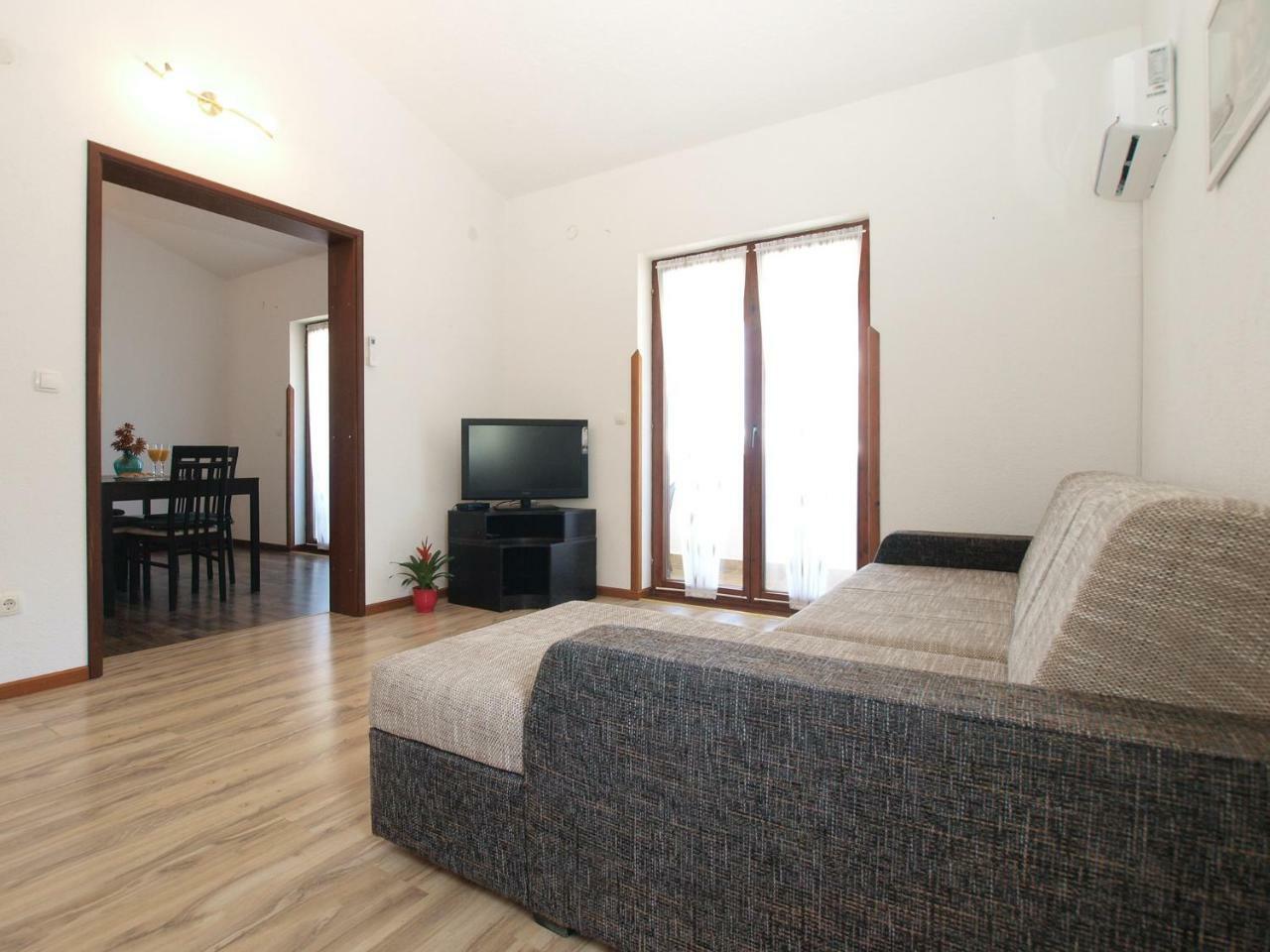 Apartemnts Guido 762 Apartment Пиешчана Увала Екстериор снимка